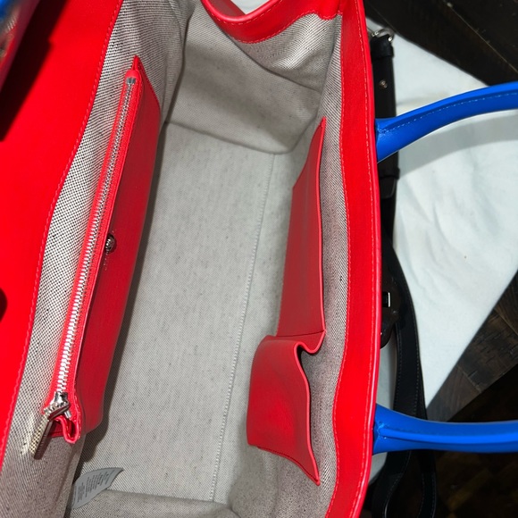 Versace Palazzo Empire Bag 2017. - Picture 14 of 15